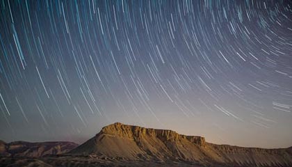 九游游戏中心官网-高光时刻：那些场上经典瞬间难以忘怀！，高光时刻的歌曲