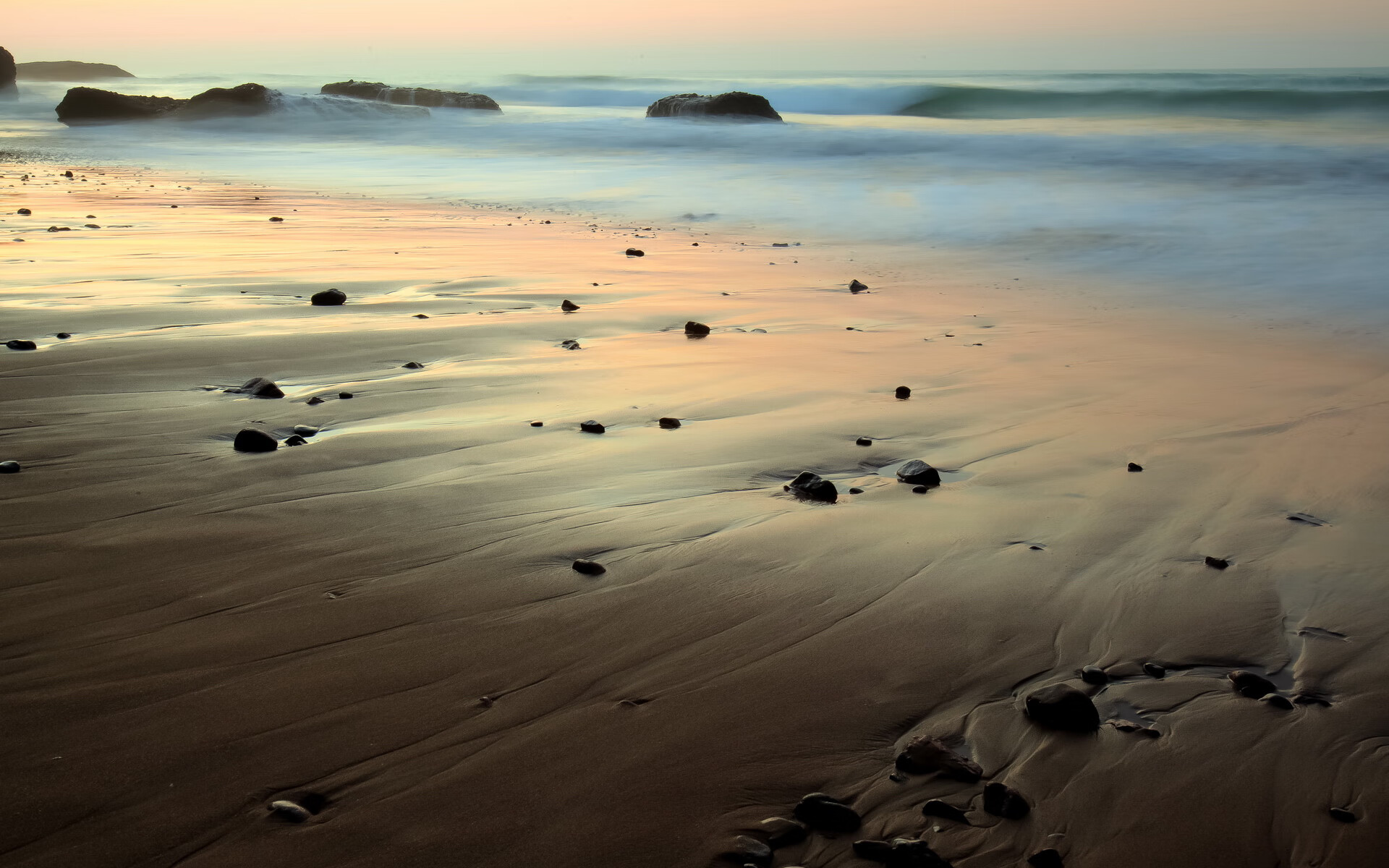 九游游戏-水晶宫客场大胜，赛季表现一片大气，水晶宫比赛推迟